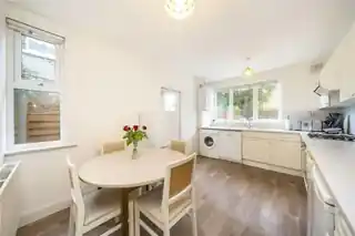 39 Foxberry Road, photo 4