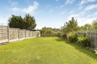 39 Garthland Drive, photo 4