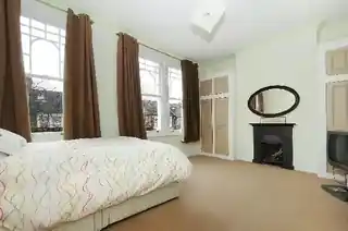 39 Harberton Road, photo 4