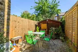 39 Heysham Road, photo 2