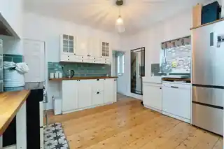 39 Little Roke Avenue, photo 3