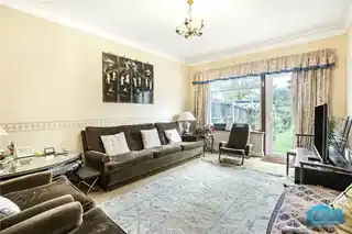 39 Long Lane, photo 3