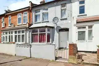 39 Southend Road, photo 2