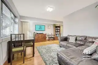 39 Springfield Gardens, photo 3