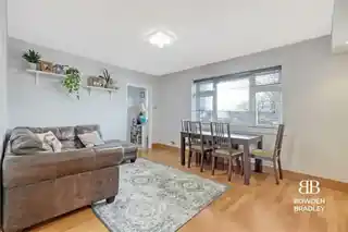 39 Springfield Gardens, photo 4