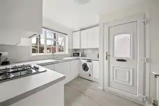 39 St Christopher Road, photo 2