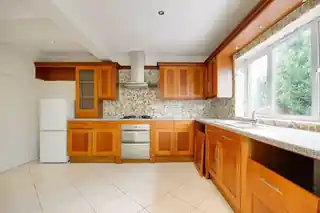 39 Tysoe Avenue, photo 3