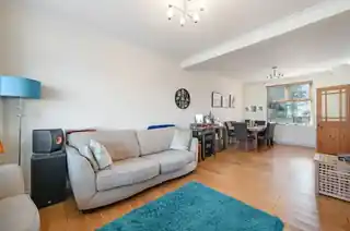 391 Allenby Road, photo 4