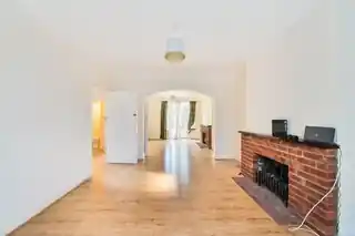 394 Bromley Road, photo 4