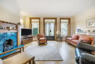 399 Malden Road, photo 3