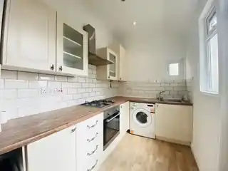 399 Oakleigh Road North, photo 3