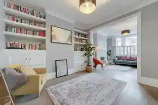 39A Salehurst Road, photo 3