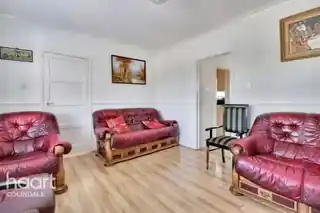 3A Salcombe Gardens, photo 2