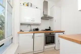 3C Manor Road, photo 3