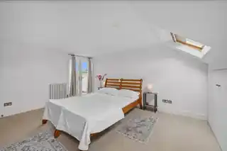 4 Ashleigh Road, photo 4