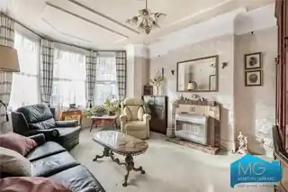 4 Ashurst Road, photo 2