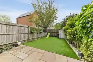 4 Boyd Way, photo 4