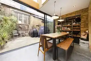 4 Brenthouse Road, photo 4