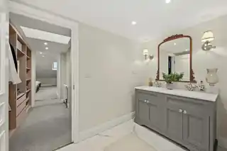 4 Burghley Road, photo 3
