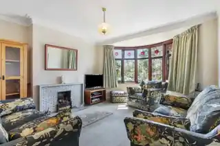 4 Chandos Avenue, photo 2