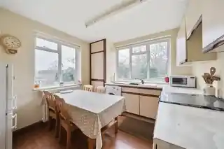 4, Connaught Grange, Connaught Gardens, photo 3