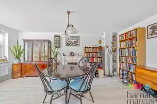 4 Coverdale Road, photo 3