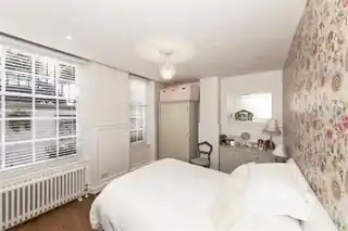 4 De Walden Street, photo 4