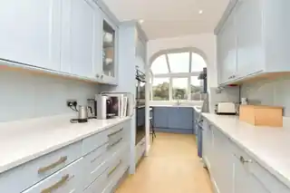 4 Dell Close, photo 4