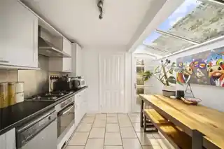 4 Derby Road, photo 3