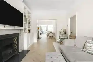 4 Dinsmore Road, photo 2