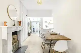 4 Dinsmore Road, photo 3