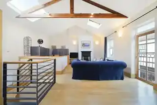 4 Ernshaw Place, photo 2