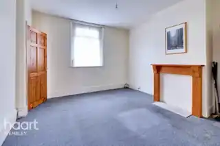 4 Goodhall Street, photo 3