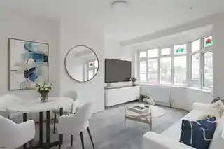4 Grosvenor Road, photo 4