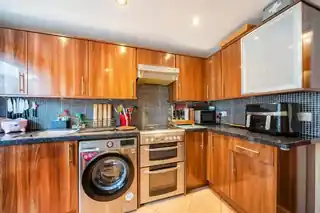 4 Holstein Way, photo 4