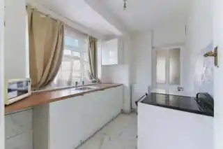 4 Langley Avenue, photo 4