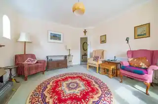 4 Longland Drive, photo 4