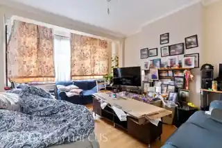 4 Lonsdale Gardens, photo 3