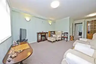 4 Magnolia Court, photo 2