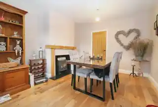 4 Meadow View, photo 2