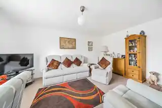 4 Melville Close, photo 3