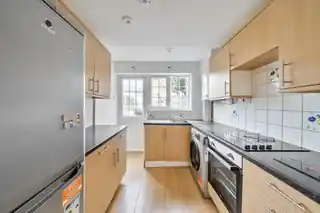 4 Narborough Close, photo 4