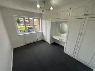 4 Navarre Gardens, photo 2
