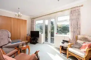 4 Parkhurst Gardens, photo 4