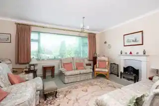 4 Parkhurst Gardens, photo 2