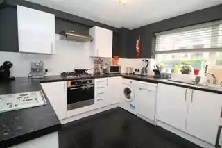 4 Pellipar Close, photo 4