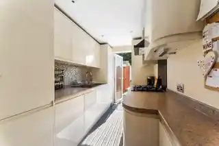 4 Poplar Road, photo 4