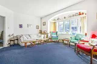 4 Rothesay Avenue, photo 3