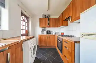 4 Russell Road, photo 4