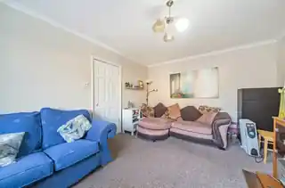 4 Russell Road, photo 3
